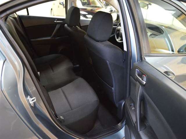 2013 Mazda Mazda3 i SV 4dr Sedan 5A